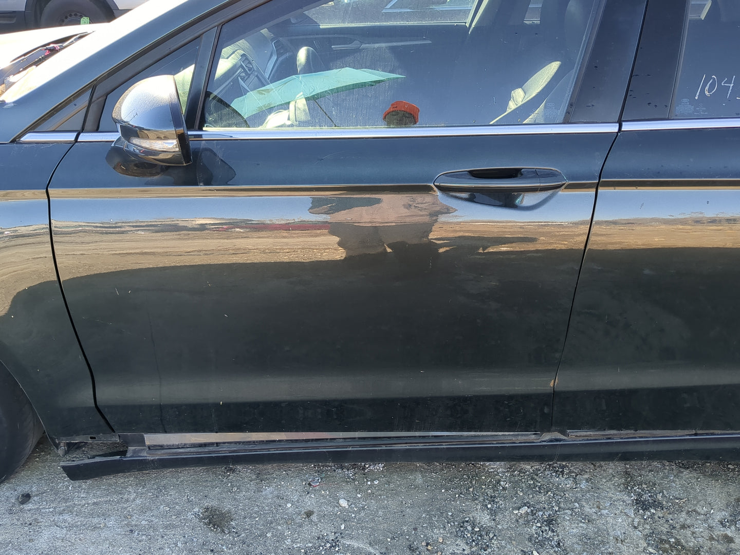 2013-2020 Ford Fusion Driver Front Door Oem - Oemusedautoparts1.com