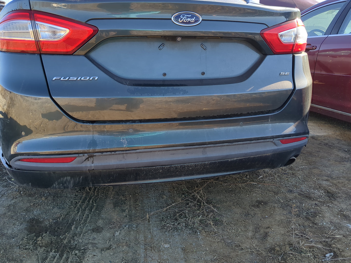 2013-2016 Ford Fusion Rear Bumper Assembly Oem - Oemusedautoparts1.com