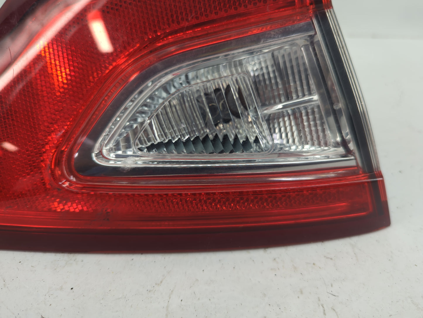 2013 Ford Fusion Driver Left Side Tail Light Taillight Deck Lid Mounted - Oemusedautoparts1.com