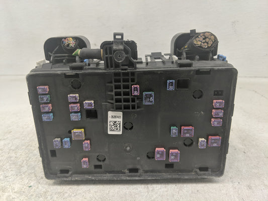 2015-2016 Ford Fusion Fusebox Fuse Box Panel Relay Module Fits Fits 2015 2016 OEM Used Auto Parts