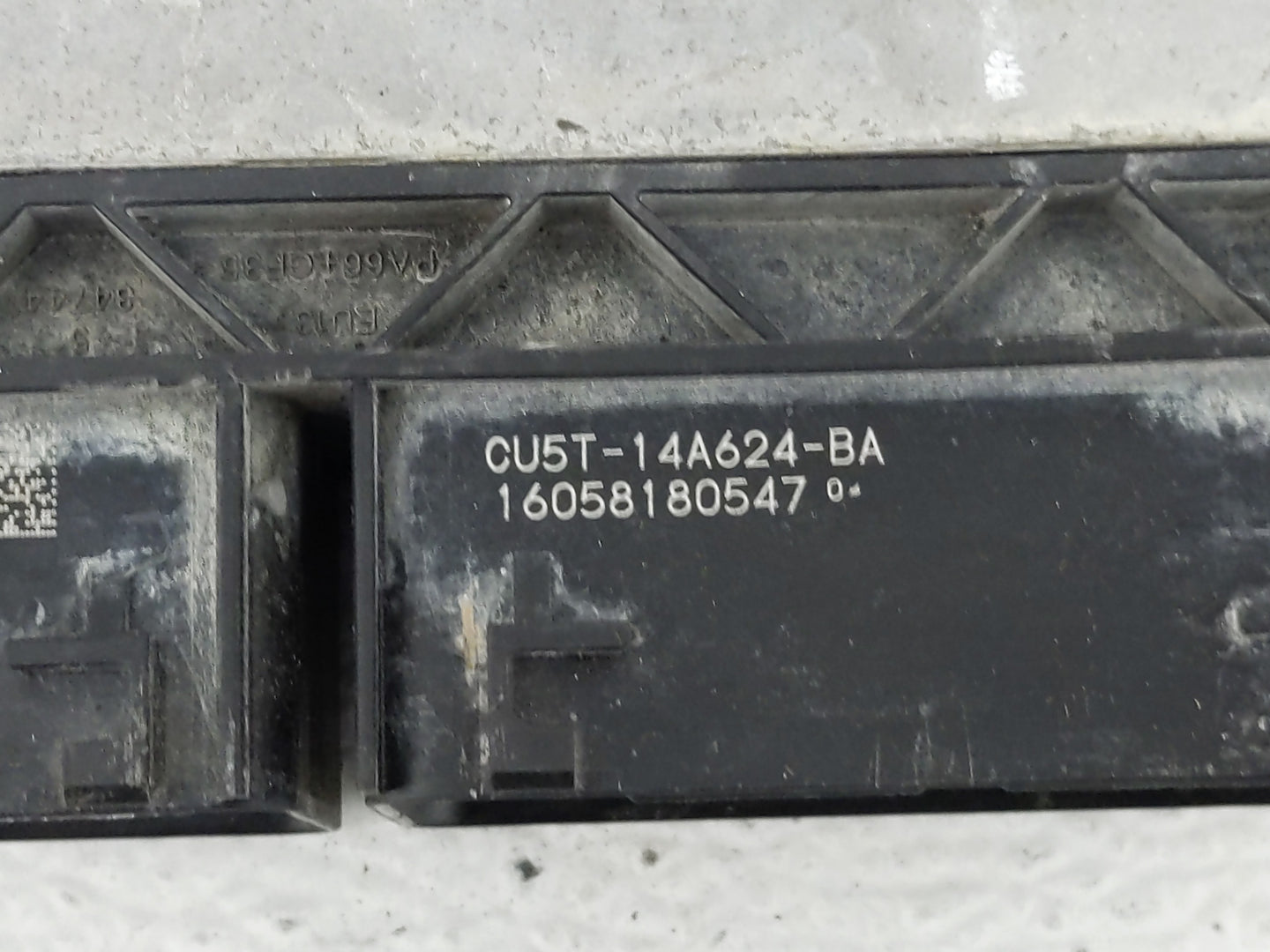 2016 Ford Fusion PCM Engine Control Computer ECU ECM PCU OEM P/N:0 261 S17 153 GS7A-12A650-JD Fits OEM Used Auto Parts - Oem