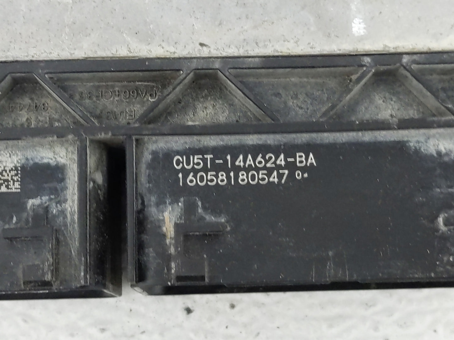 2016 Ford Fusion PCM Engine Control Computer ECU ECM PCU OEM P/N:0 261 S17 153 GS7A-12A650-JD Fits OEM Used Auto Parts - Oem