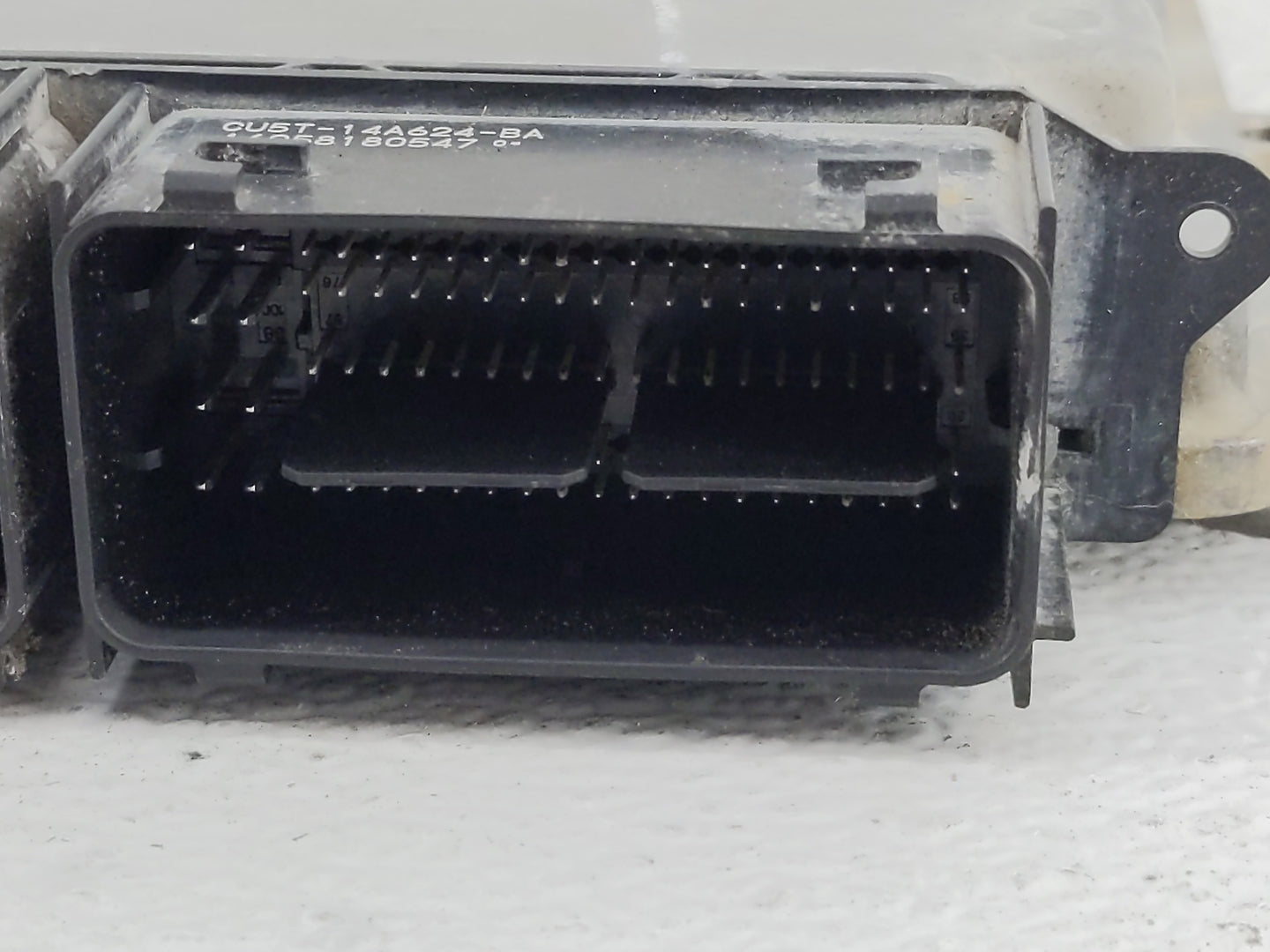 2016 Ford Fusion PCM Engine Control Computer ECU ECM PCU OEM P/N:0 261 S17 153 GS7A-12A650-JD Fits OEM Used Auto Parts - Oem