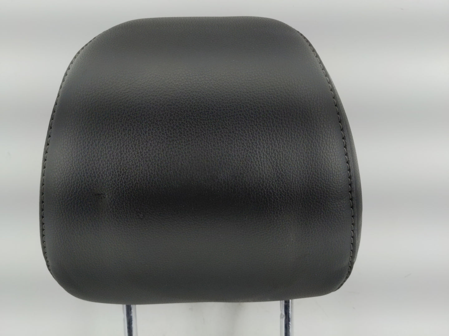 2016 Ford Fusion Headrest Head Rest Rear Seat Fits Fits 1999 2000 2001 2002 OEM Used Auto Parts - Oemusedautoparts1.com
