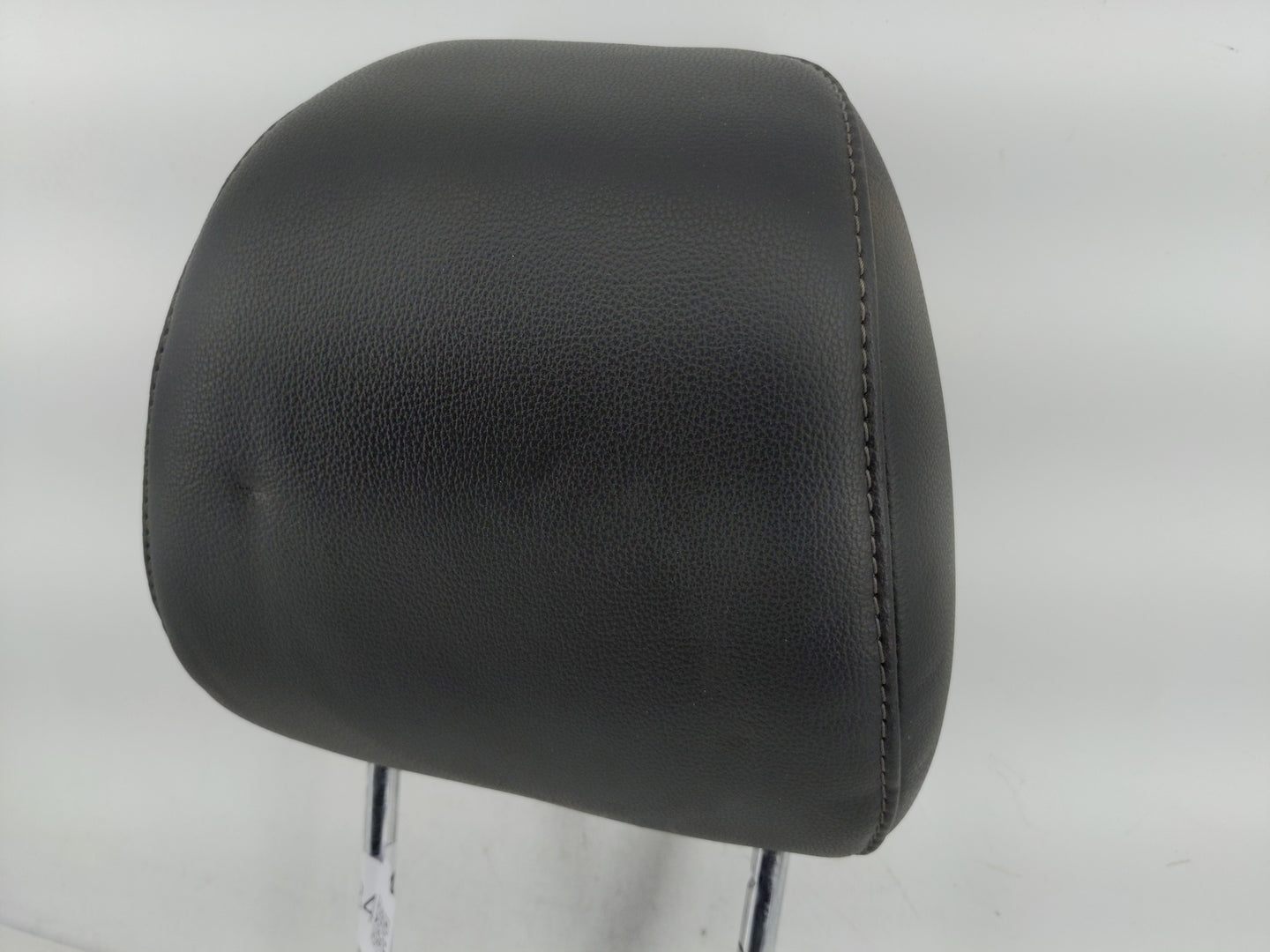 2016 Ford Fusion Headrest Head Rest Rear Seat Fits Fits 1999 2000 2001 2002 OEM Used Auto Parts - Oemusedautoparts1.com