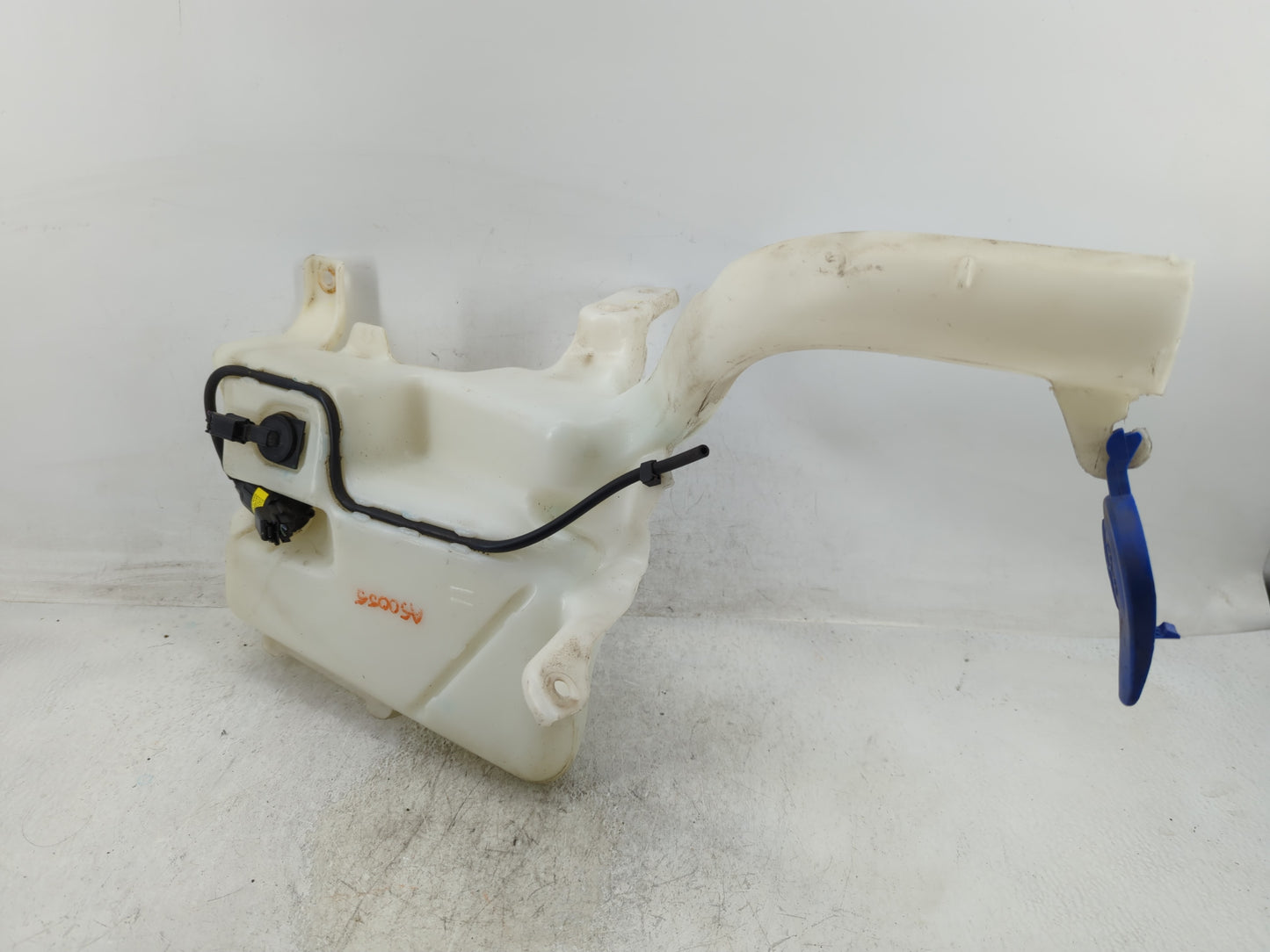 2015-2016 Ford Fusion Windshield Washer Fluid Reservoir Bottle Oem - Oemusedautoparts1.com