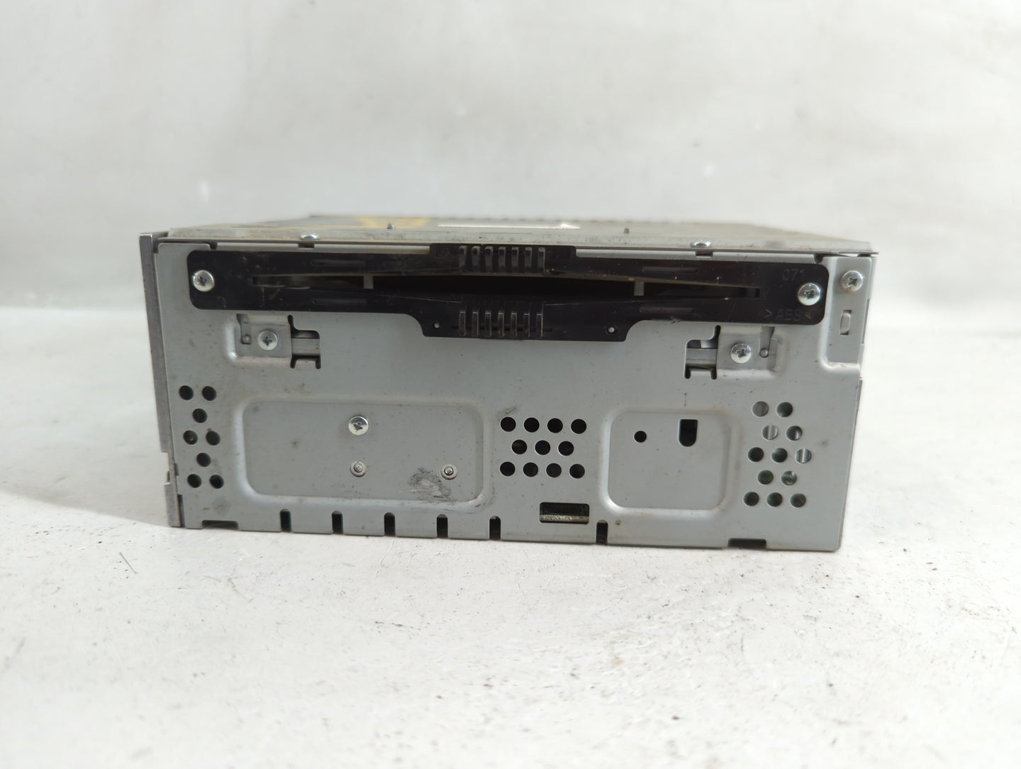 2016 Ford Fusion Radio AM FM Cd Player Receiver Replacement P/N:CQ-FJ22E0UMF Fits OEM Used Auto Parts - Oemusedautoparts1.co