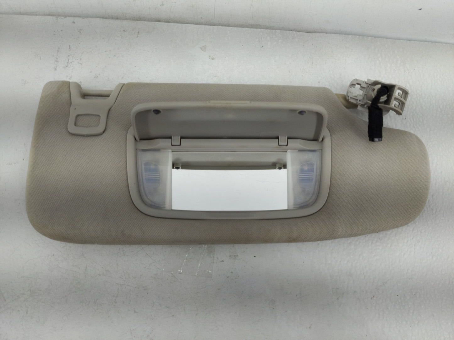 2015-2016 Ford Fusion Sun Visor Shade Replacement Passenger Right Mirror Fits Fits 2015 2016 OEM Used Auto Parts - Oemusedau