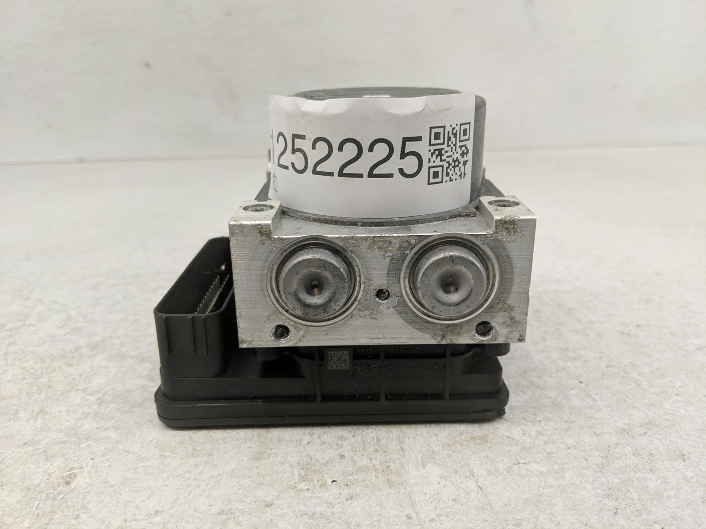2014-2016 Ford Fusion ABS Pump Control Module Replacement P/N:EG9C-2C405-AG Fits Fits 2014 2015 2016 OEM Used Auto Parts - O