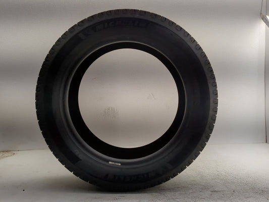 Used Tire 235/50R17 MICHELIN DEFENDER 2 96H - Tread Depth 11/32