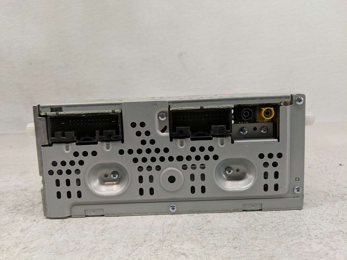 2015-2016 Ford Fusion Radio AM FM Cd Player Receiver Replacement P/N:DS7T-19C107-CM Fits Fits 2015 2016 OEM Used Auto Parts 