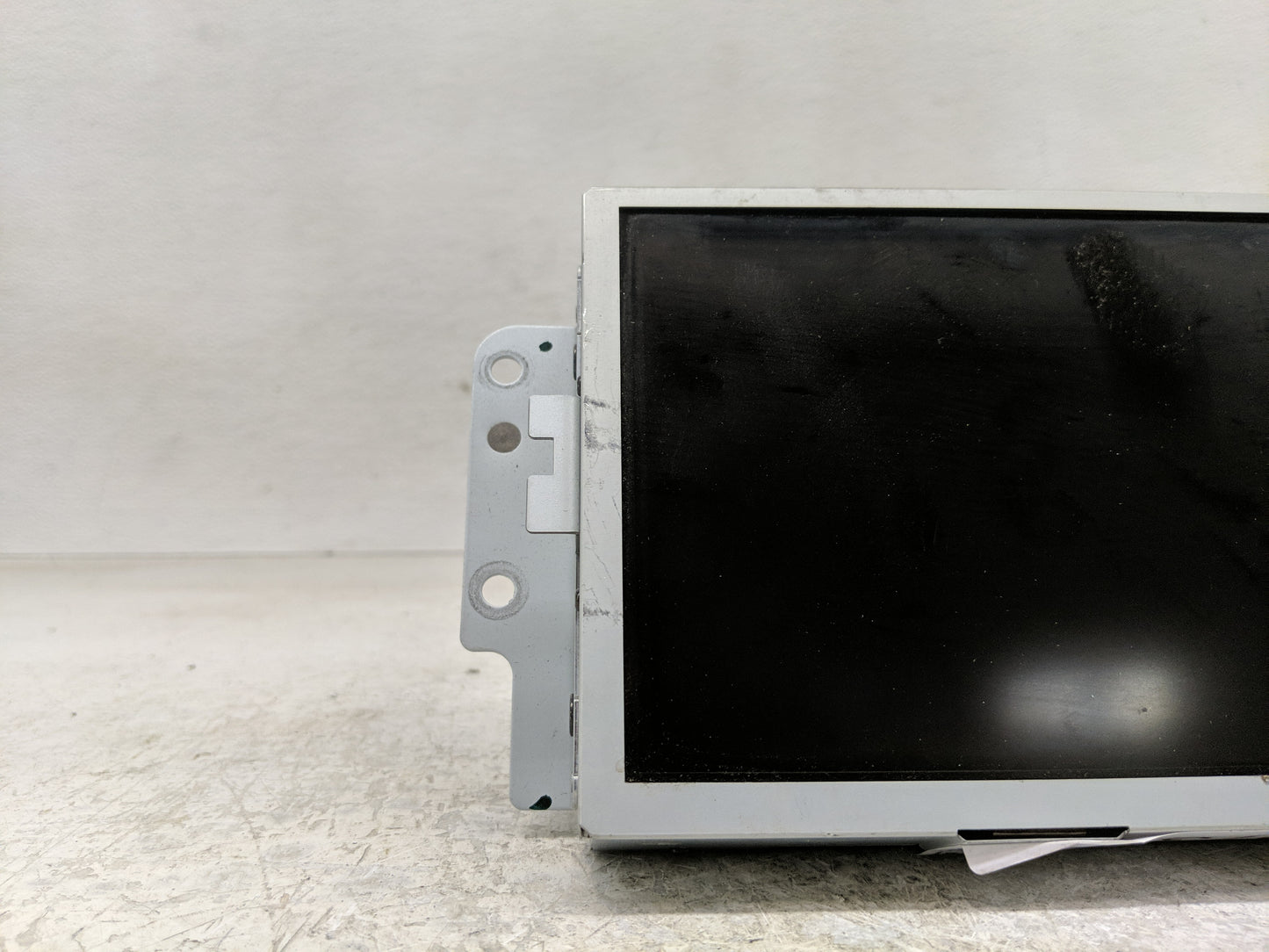 2013-2016 Ford Fusion Information Display Screen - Oemusedautoparts1.com