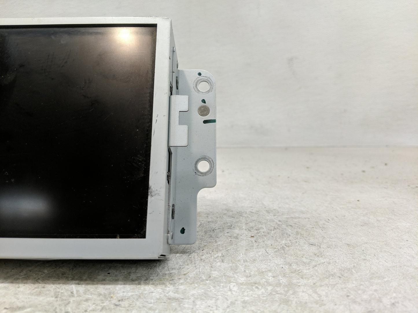 2013-2016 Ford Fusion Information Display Screen - Oemusedautoparts1.com