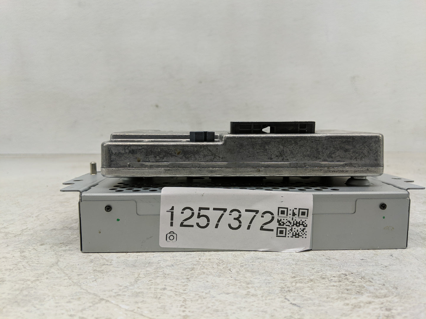 2013-2016 Ford Fusion Information Display Screen - Oemusedautoparts1.com