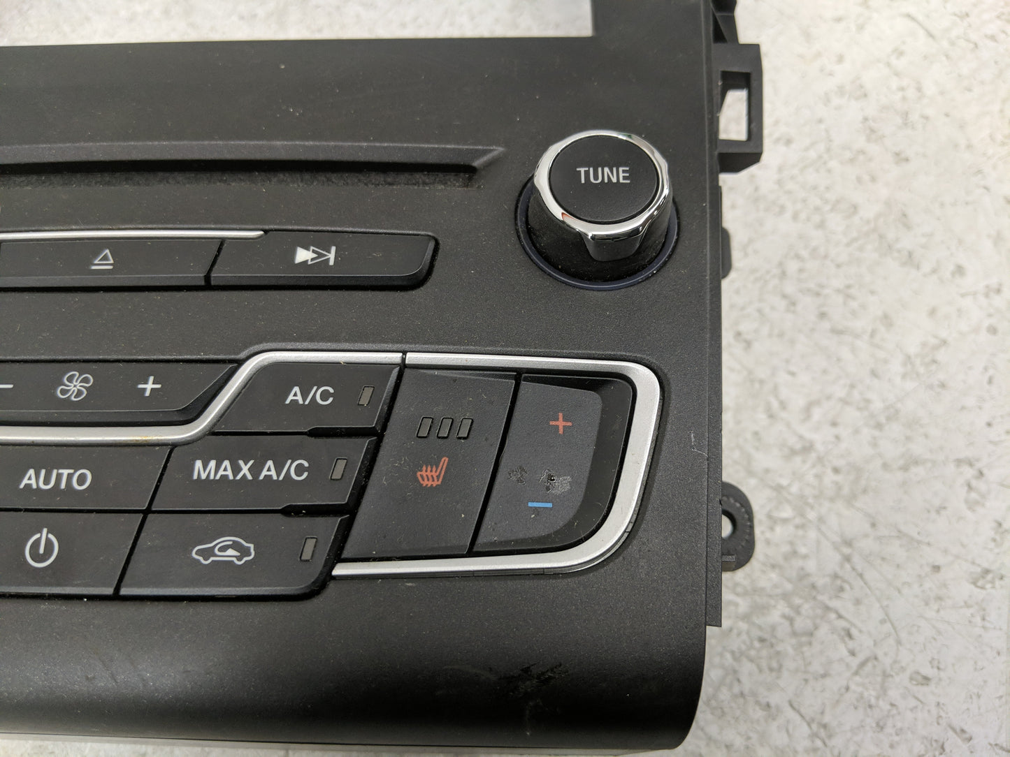 2016-2020 Ford Fusion Radio Control Panel - Oemusedautoparts1.com