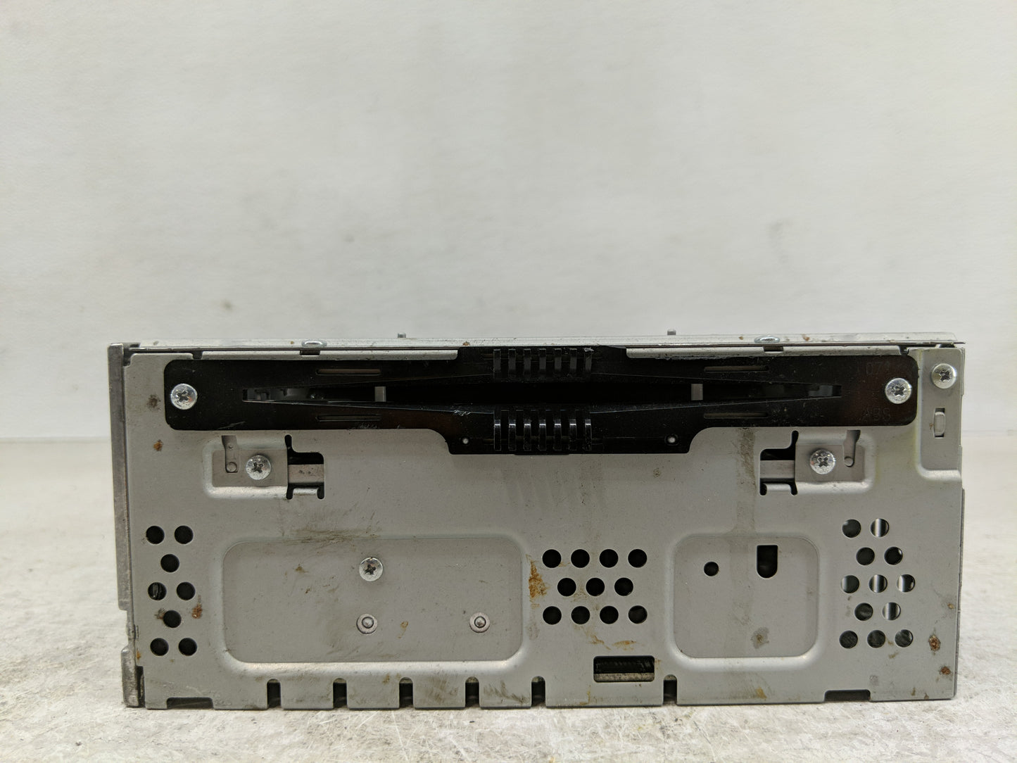 2016 Ford Fusion Radio AM FM Cd Player Receiver Replacement P/N:DS7T-19C107-BL Fits OEM Used Auto Parts - Oemusedautoparts1.