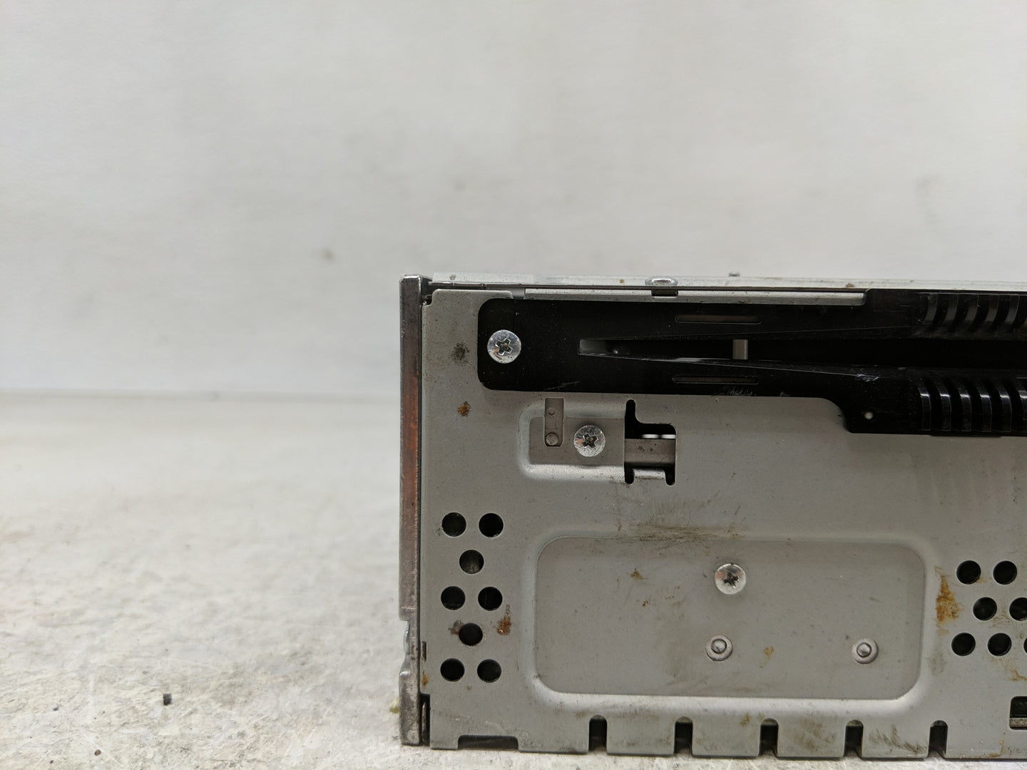 2016 Ford Fusion Radio AM FM Cd Player Receiver Replacement P/N:DS7T-19C107-BL Fits OEM Used Auto Parts - Oemusedautoparts1.