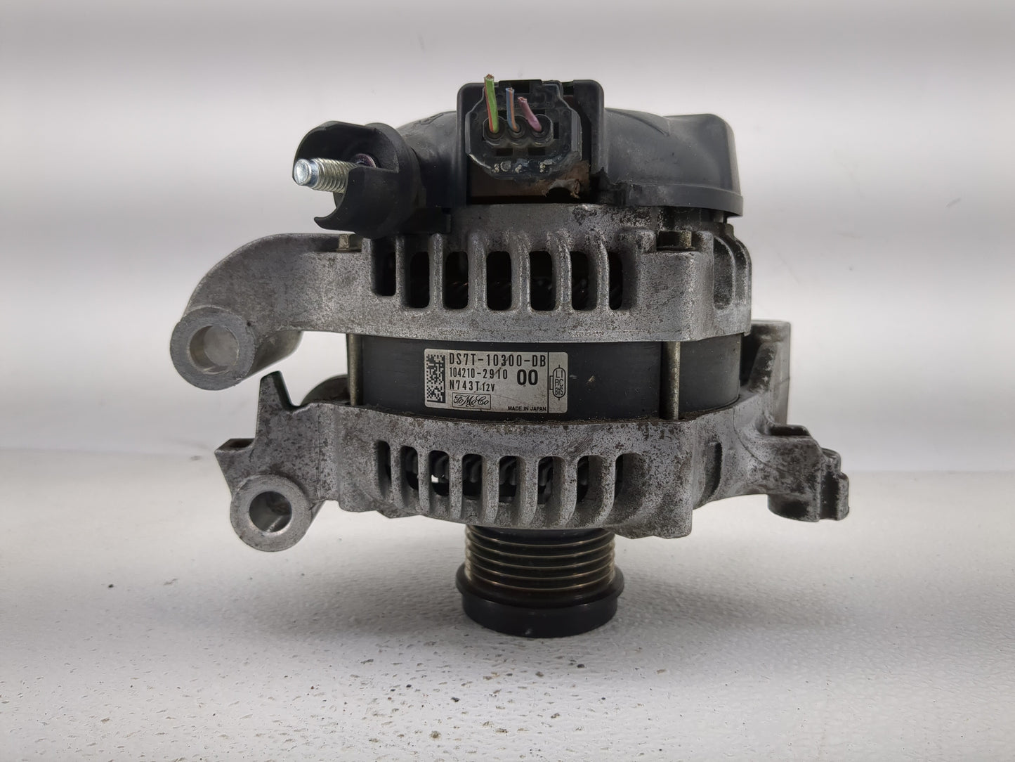 2016-2020 Ford Fusion Alternator Replacement Generator Charging Assembly Engine OEM P/N:104210-2910 DS7T-10300-DB Fits OEM U