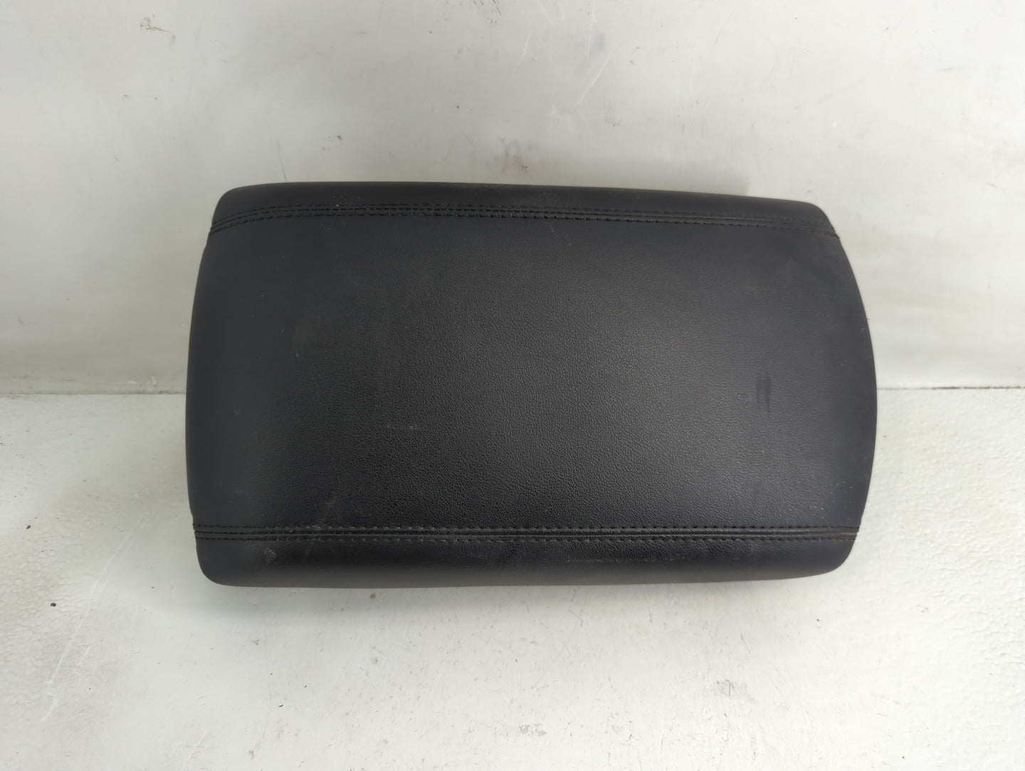 2016 Ford Fusion Center Console Armrest Cover Lid Fits OEM Used Auto Parts - Oemusedautoparts1.com