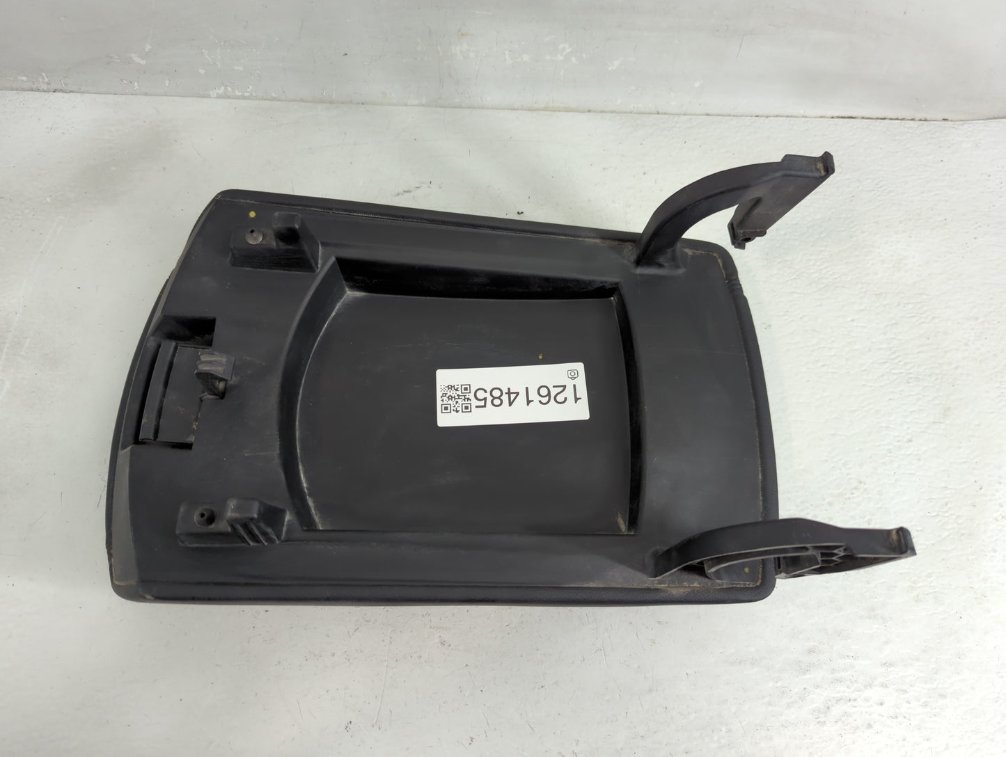 2016 Ford Fusion Center Console Armrest Cover Lid Fits OEM Used Auto Parts - Oemusedautoparts1.com
