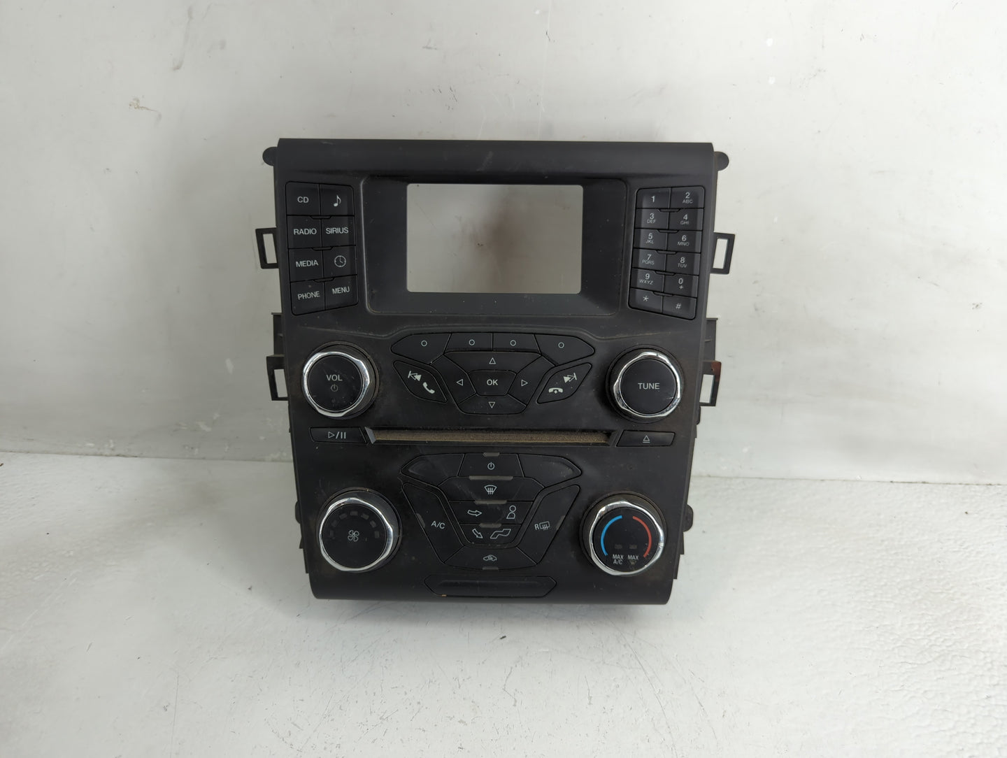 2016 Ford Fusion Radio AM FM Cd Player Receiver Replacement Fits OEM Used Auto Parts - Oemusedautoparts1.com