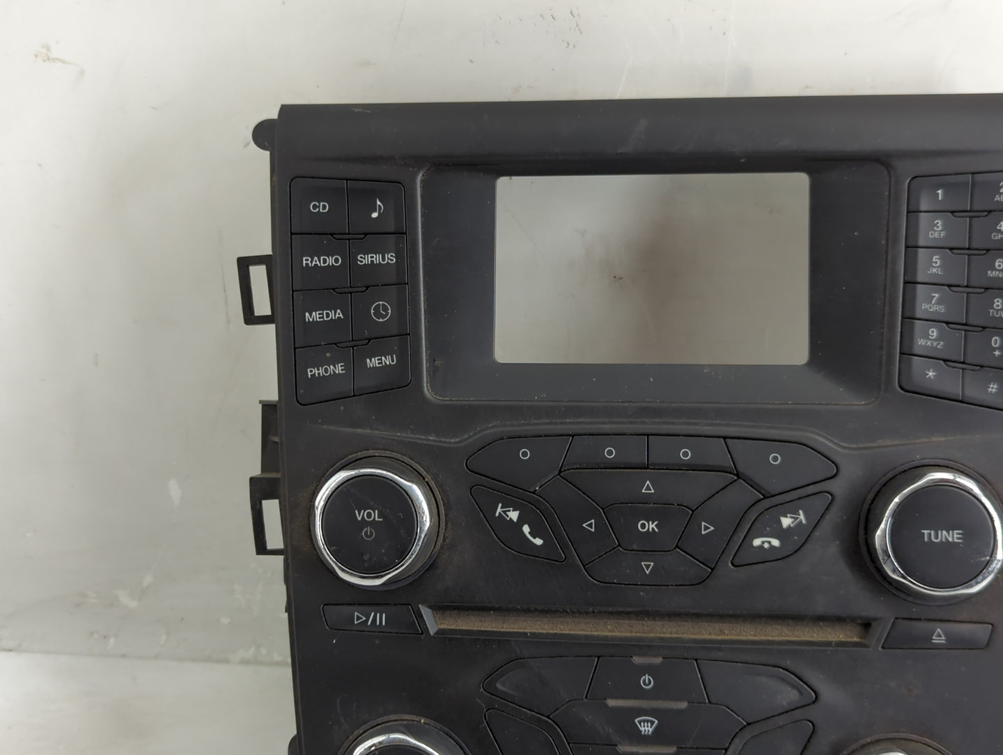 2016 Ford Fusion Radio AM FM Cd Player Receiver Replacement Fits OEM Used Auto Parts - Oemusedautoparts1.com