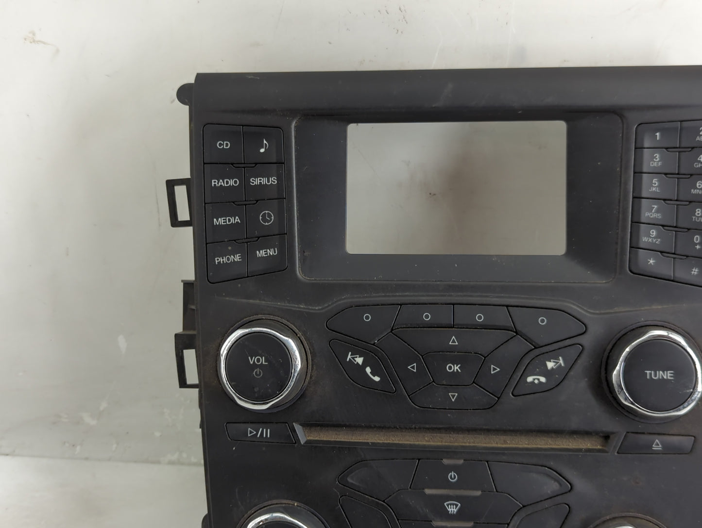2016 Ford Fusion Radio AM FM Cd Player Receiver Replacement Fits OEM Used Auto Parts - Oemusedautoparts1.com