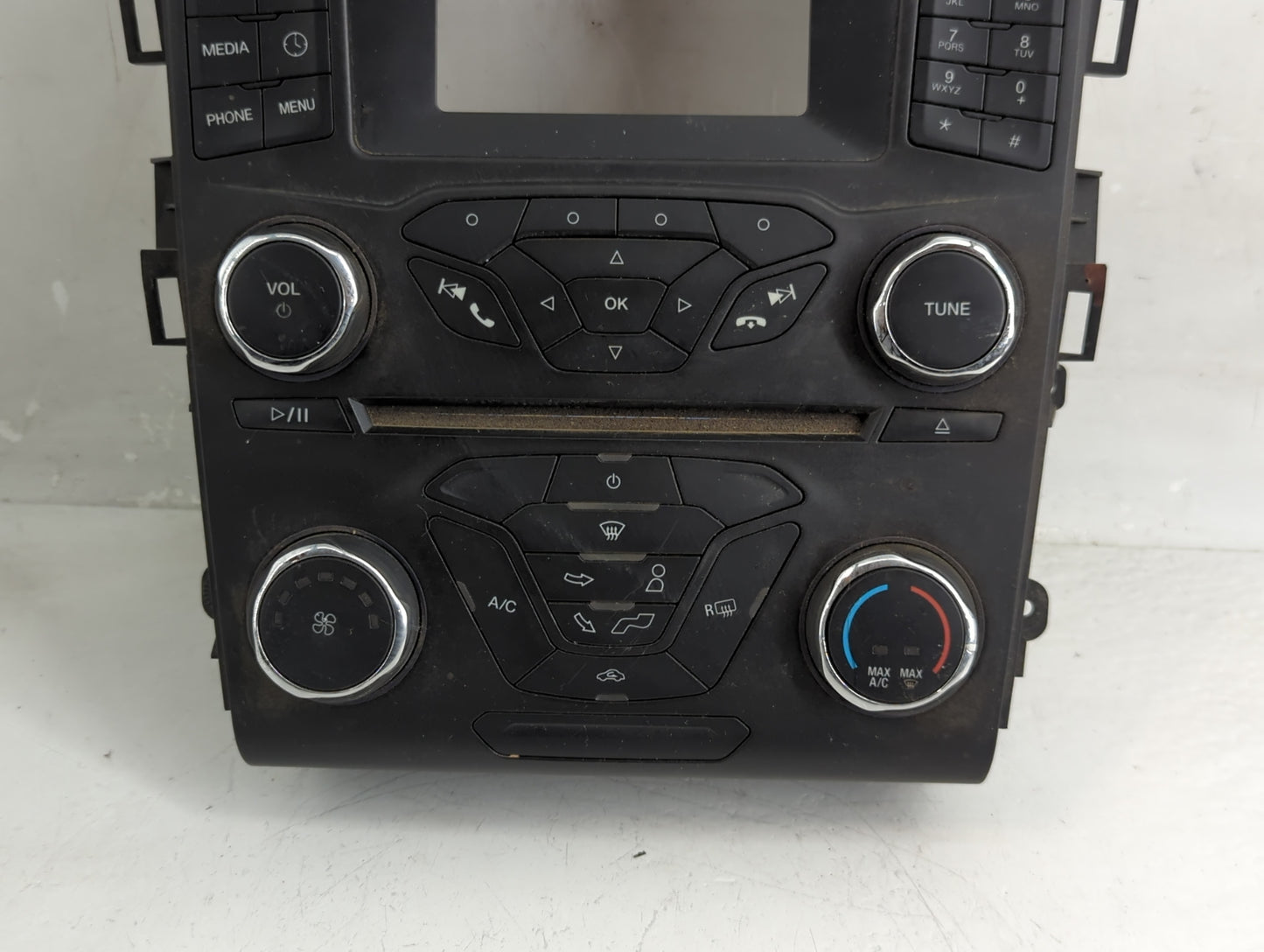 2016 Ford Fusion Radio AM FM Cd Player Receiver Replacement Fits OEM Used Auto Parts - Oemusedautoparts1.com