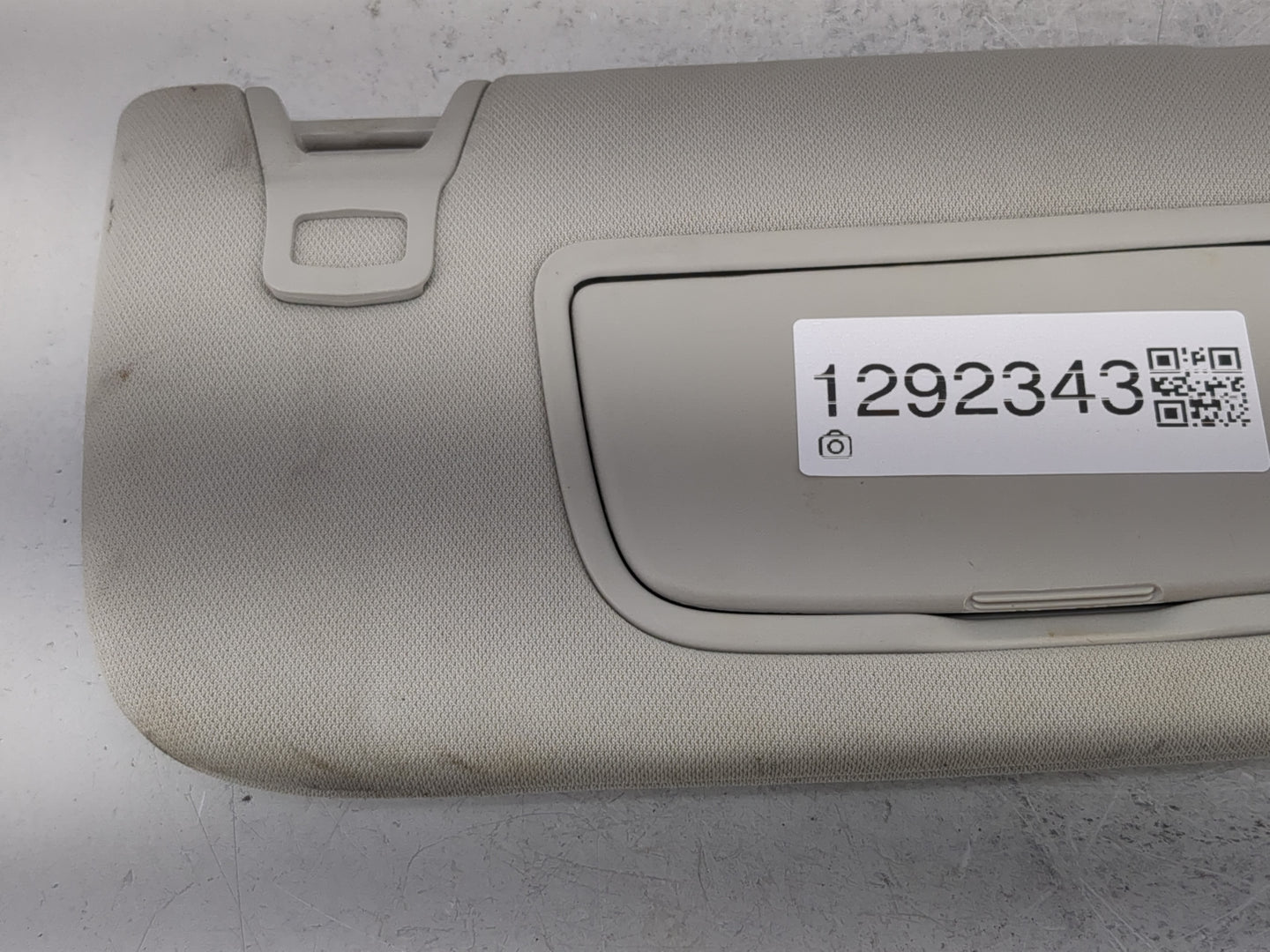 2015-2016 Ford Fusion Sun Visor Shade Replacement Passenger Right Mirror Fits Fits 2015 2016 OEM Used Auto Parts - Oemusedau