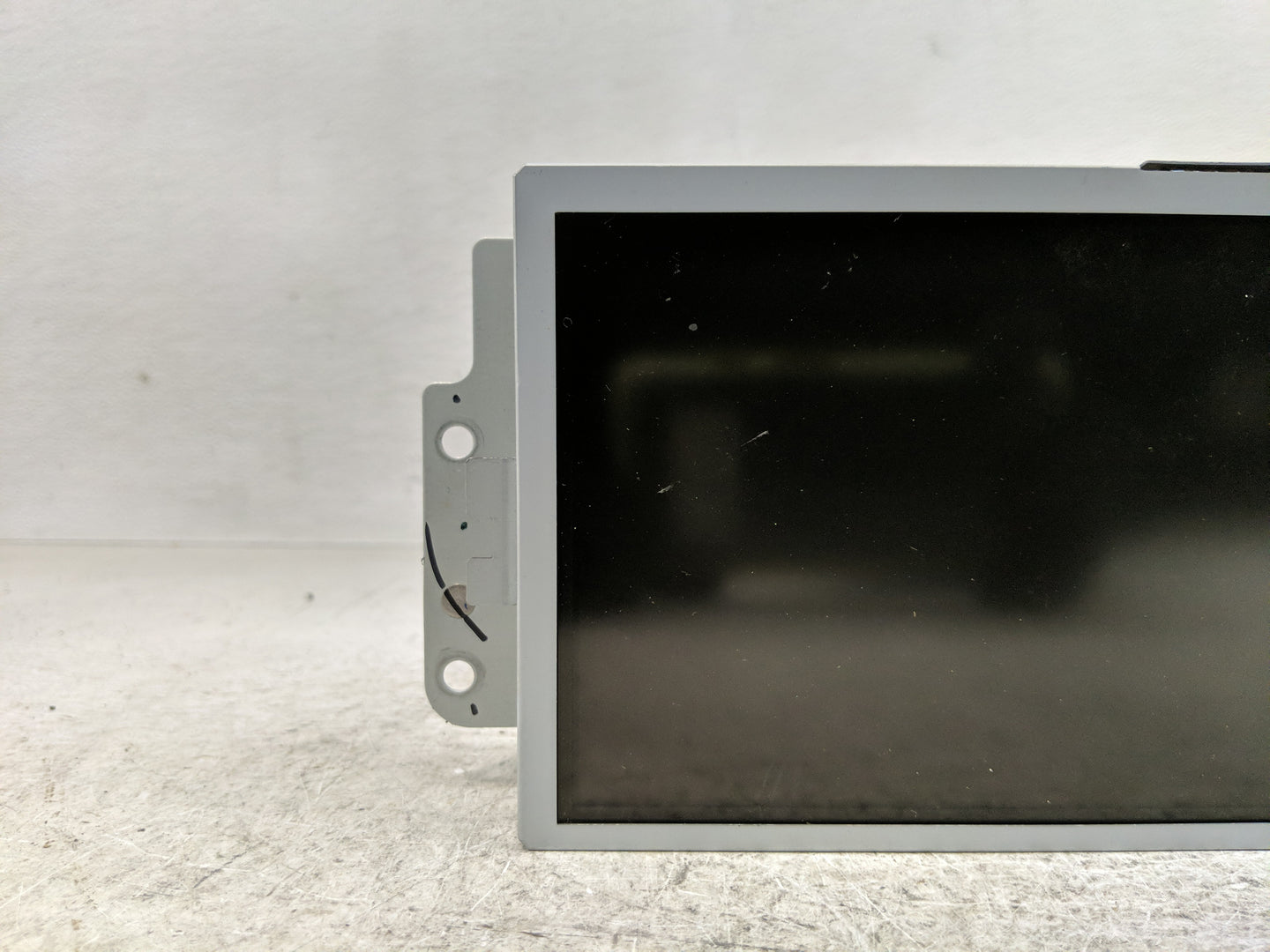 2013-2016 Ford Fusion Information Display Screen - Oemusedautoparts1.com