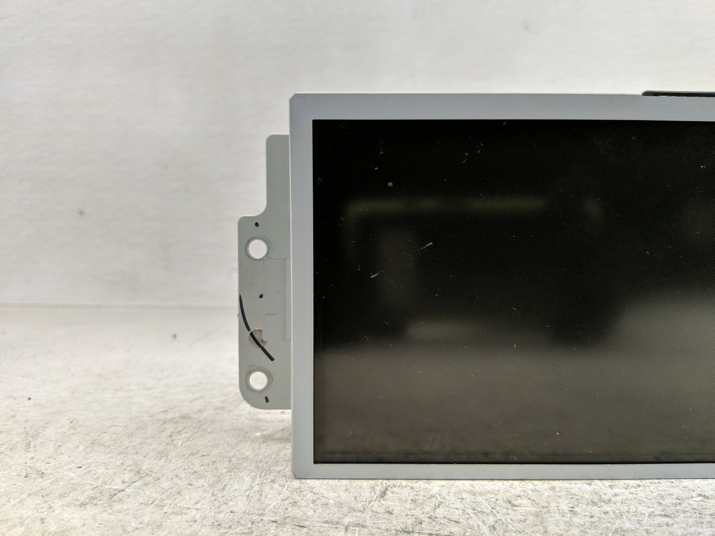 2013-2016 Ford Fusion Information Display Screen - Oemusedautoparts1.com