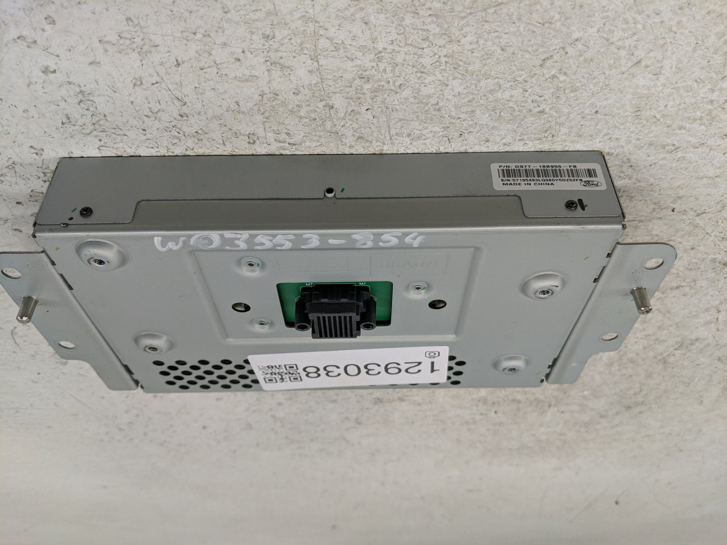 2013-2016 Ford Fusion Information Display Screen - Oemusedautoparts1.com