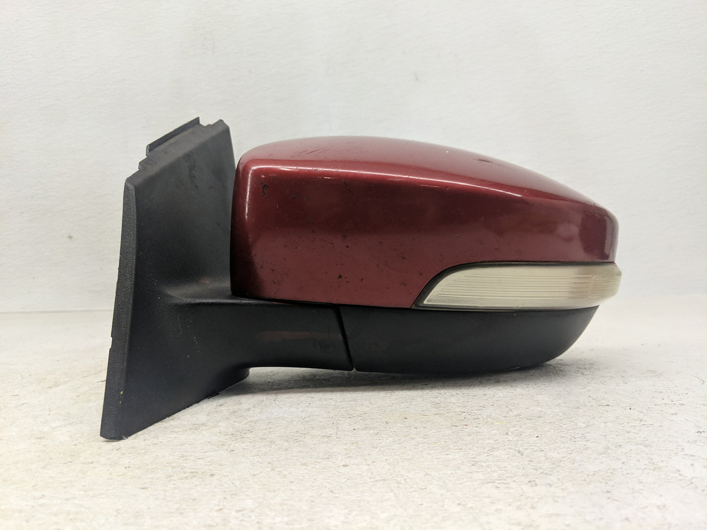 2015-2017 Ford Fusion Driver Side View Mirror - Left Door Mirror OEM Used - Oemusedautoparts1.com