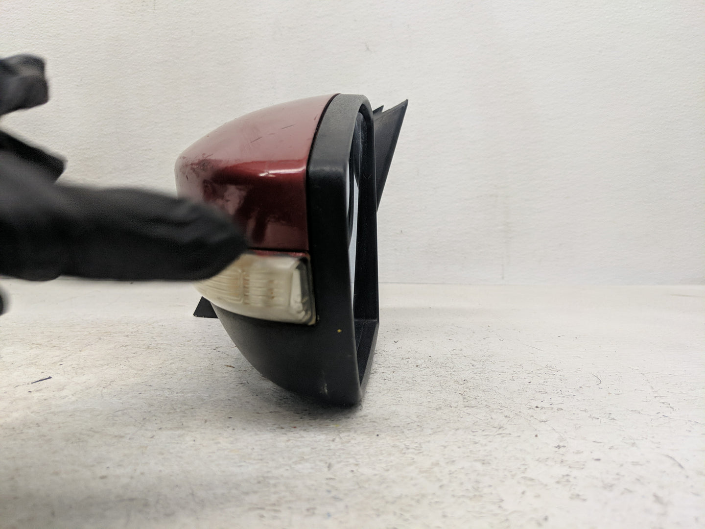 2015-2017 Ford Fusion Driver Side View Mirror - Left Door Mirror OEM Used - Oemusedautoparts1.com
