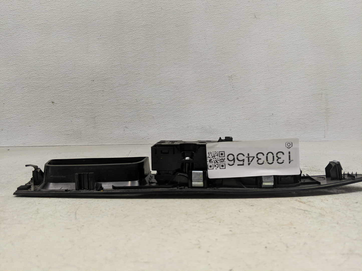 2013-2016 Ford Fusion Master Power Window Switch Replacement Driver Side Left P/N:DG9T-14540-ABW Fits OEM Used Auto Parts - 