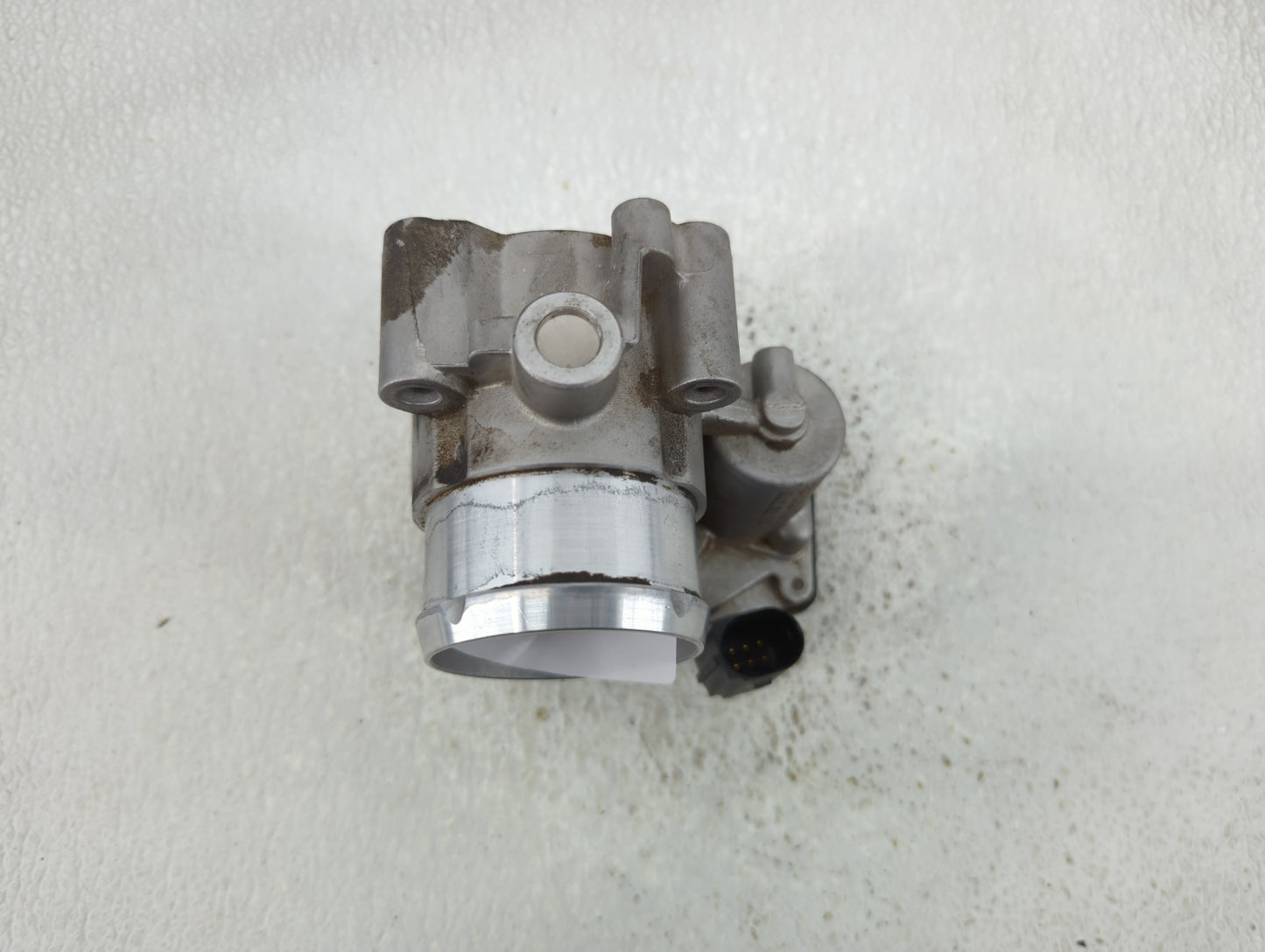 2014-2020 Ford Fusion Throttle Body P/N:DS7G-9F991-BB Fits Fits 2014 2015 2016 2017 2018 2019 2020 OEM Used Auto Parts - Oem