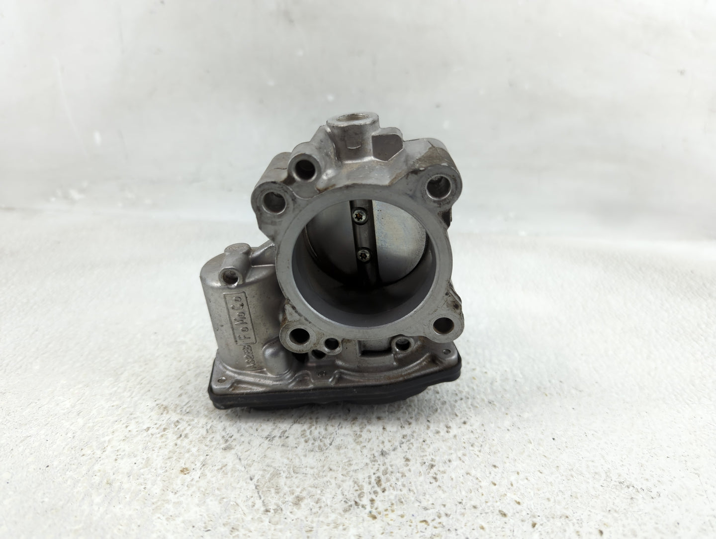 2014-2020 Ford Fusion Throttle Body P/N:DS7G-9F991-BB Fits Fits 2014 2015 2016 2017 2018 2019 2020 OEM Used Auto Parts - Oem