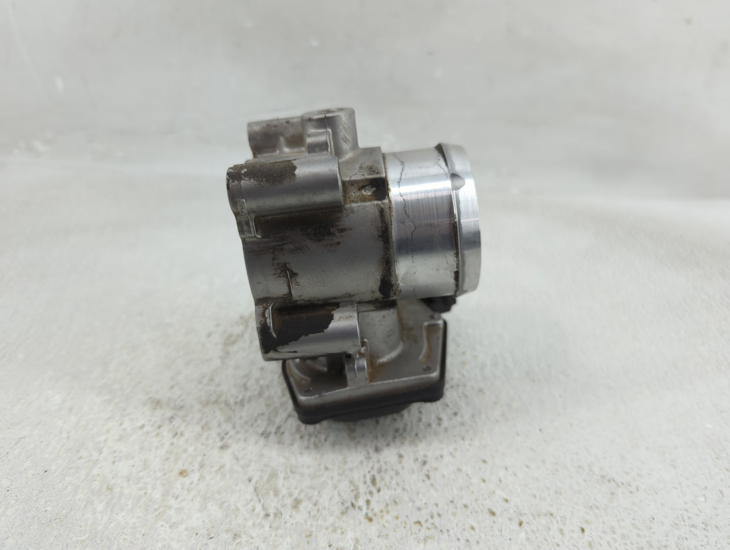2014-2020 Ford Fusion Throttle Body P/N:DS7G-9F991-BB Fits Fits 2014 2015 2016 2017 2018 2019 2020 OEM Used Auto Parts - Oem