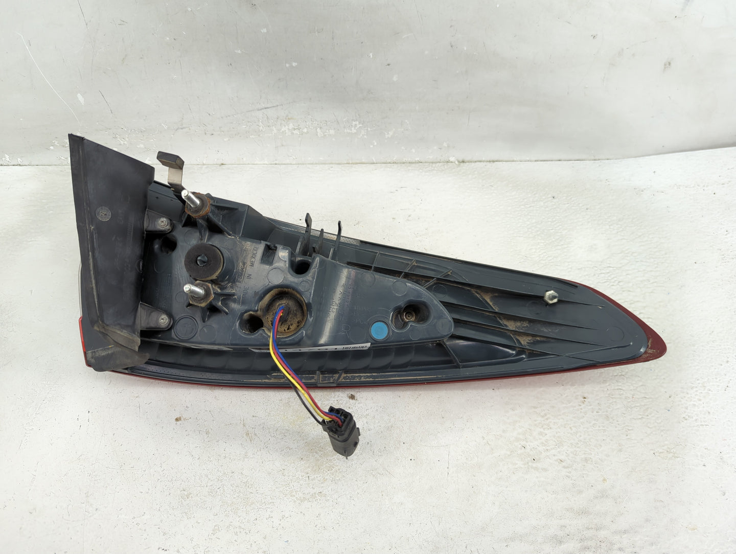 2013-2016 Ford Fusion Tail Light Assembly Passenger Right OEM P/N:DS73-13404-AL Fits Fits 2013 2014 2015 2016 OEM Used Auto 