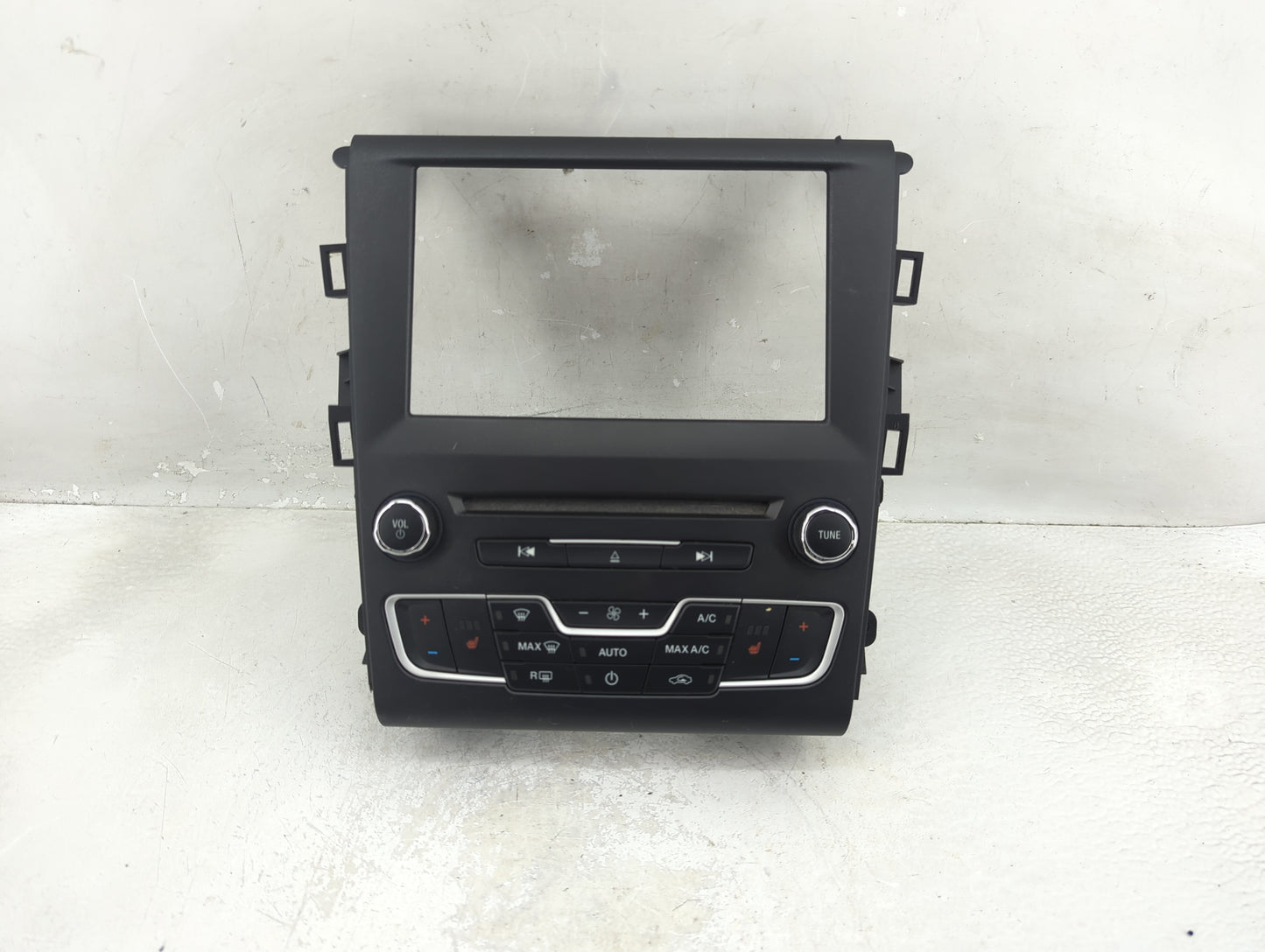 2016-2020 Ford Fusion Radio Control Panel - Oemusedautoparts1.com