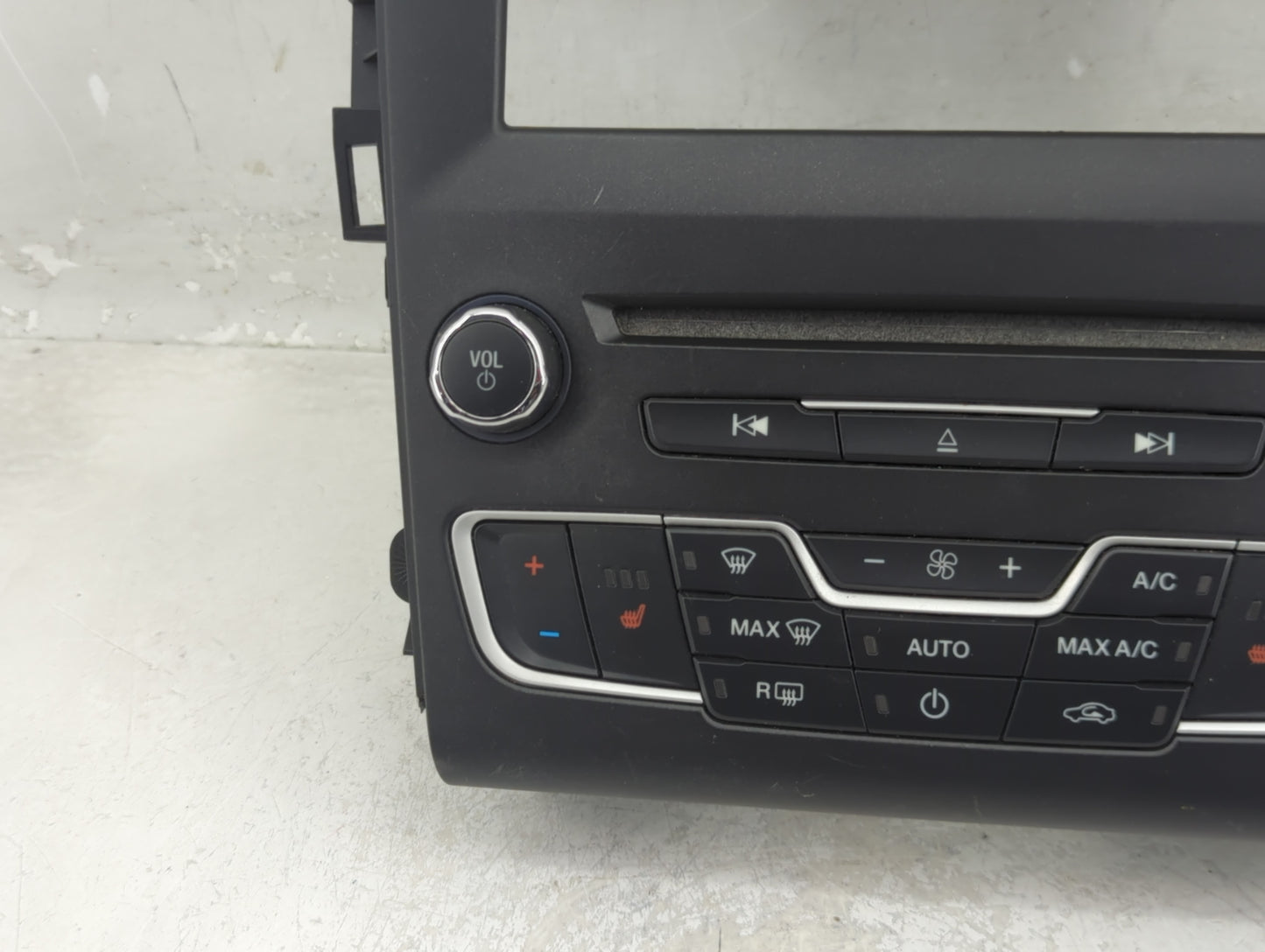 2016-2020 Ford Fusion Radio Control Panel - Oemusedautoparts1.com