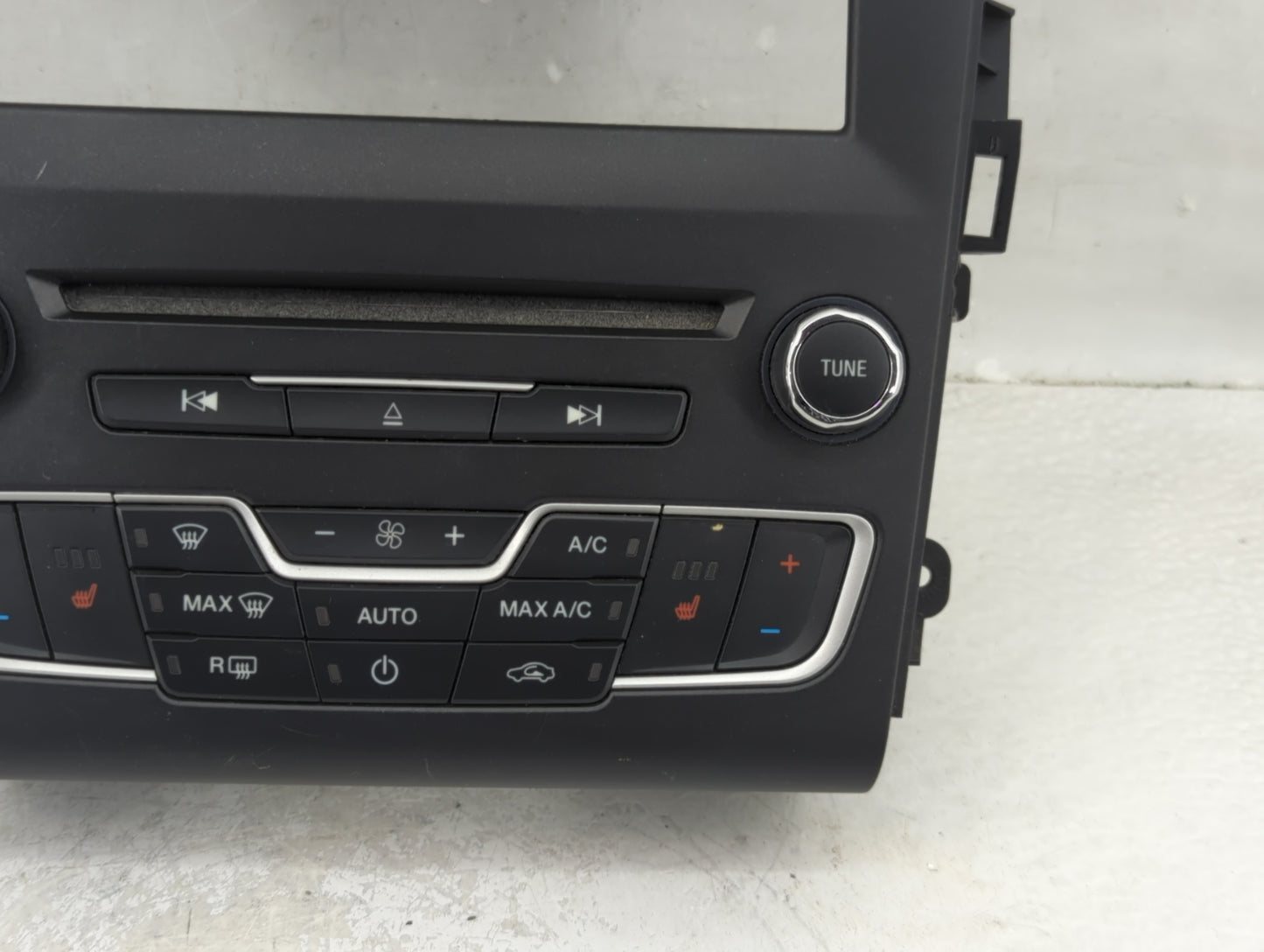 2016-2020 Ford Fusion Radio Control Panel - Oemusedautoparts1.com