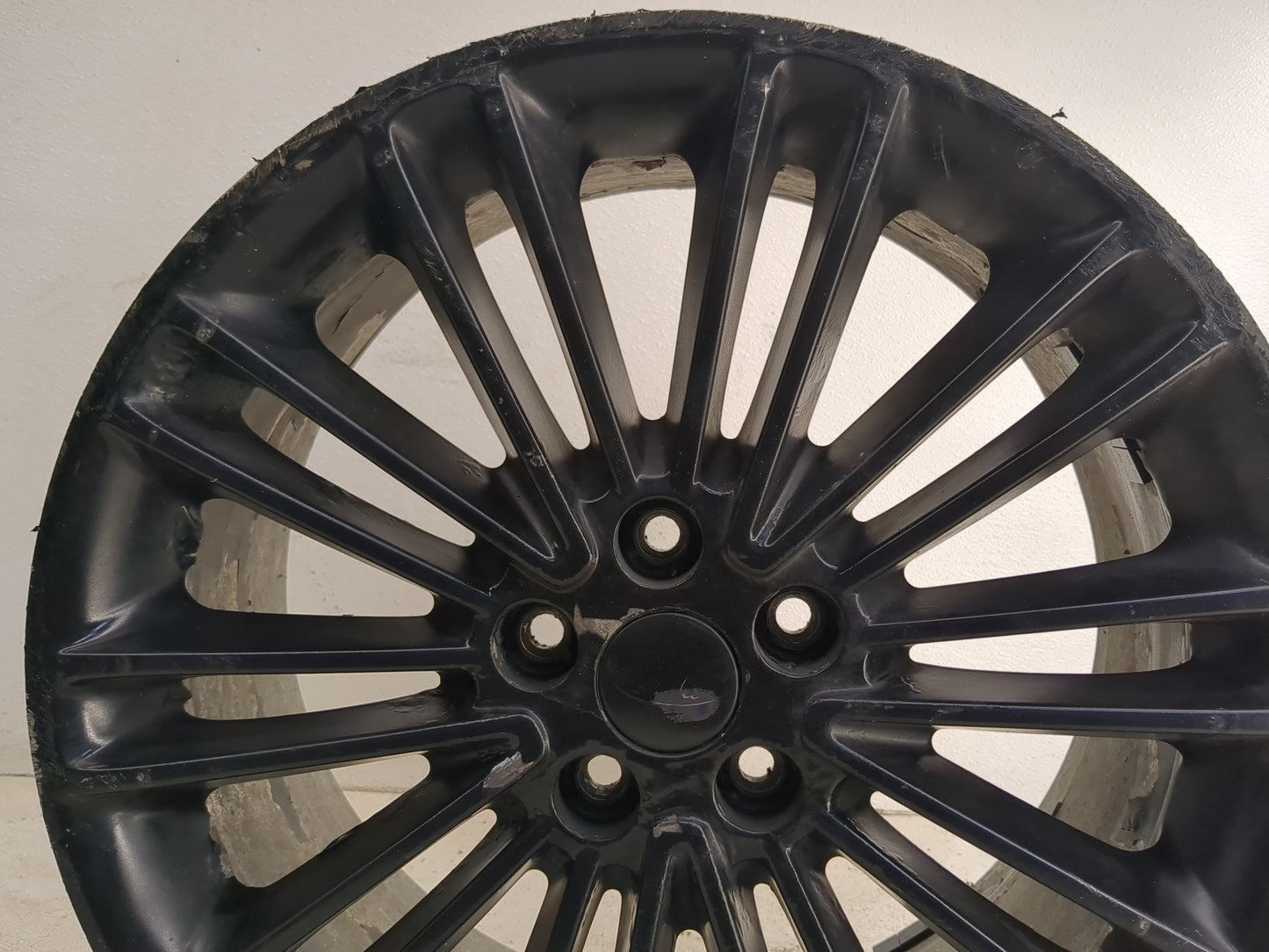 2013-2016 Ford Fusion Oem Wheel Rim 1356647 - Oemusedautoparts1.com