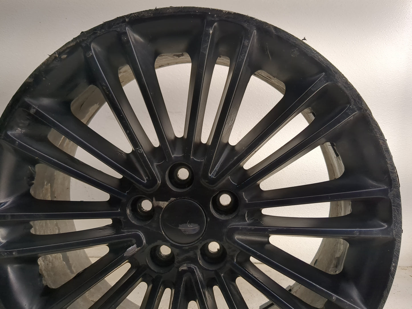 2013-2016 Ford Fusion Oem Wheel Rim 1356647 - Oemusedautoparts1.com