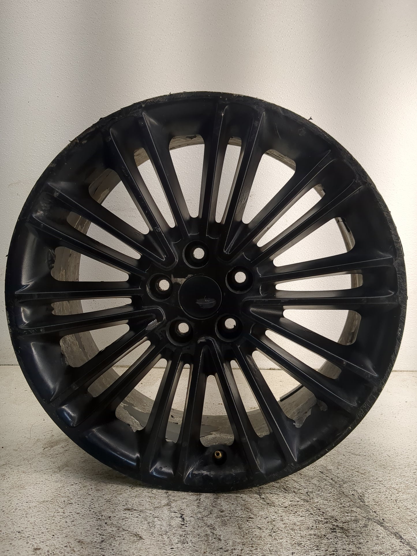 2013-2016 Ford Fusion Oem Wheel Rim 1356647 - Oemusedautoparts1.com