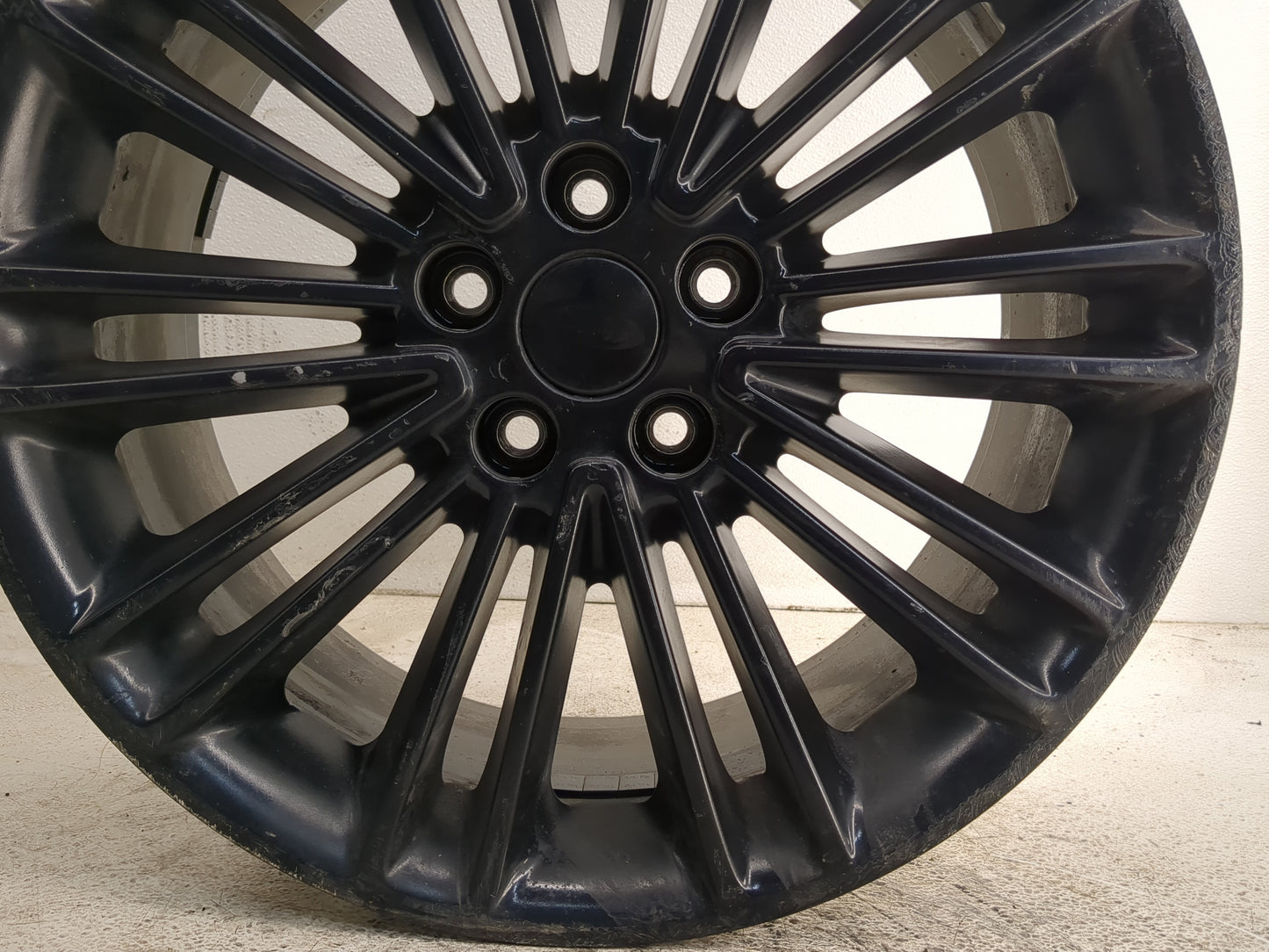 2013-2016 Ford Fusion Oem Wheel Rim - Oemusedautoparts1.com