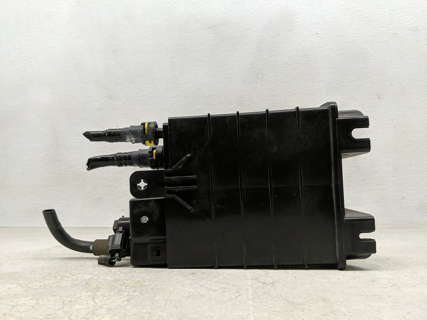 2016 Ford Fusion Fuel Vapor Charcoal Canister - Oemusedautoparts1.com
