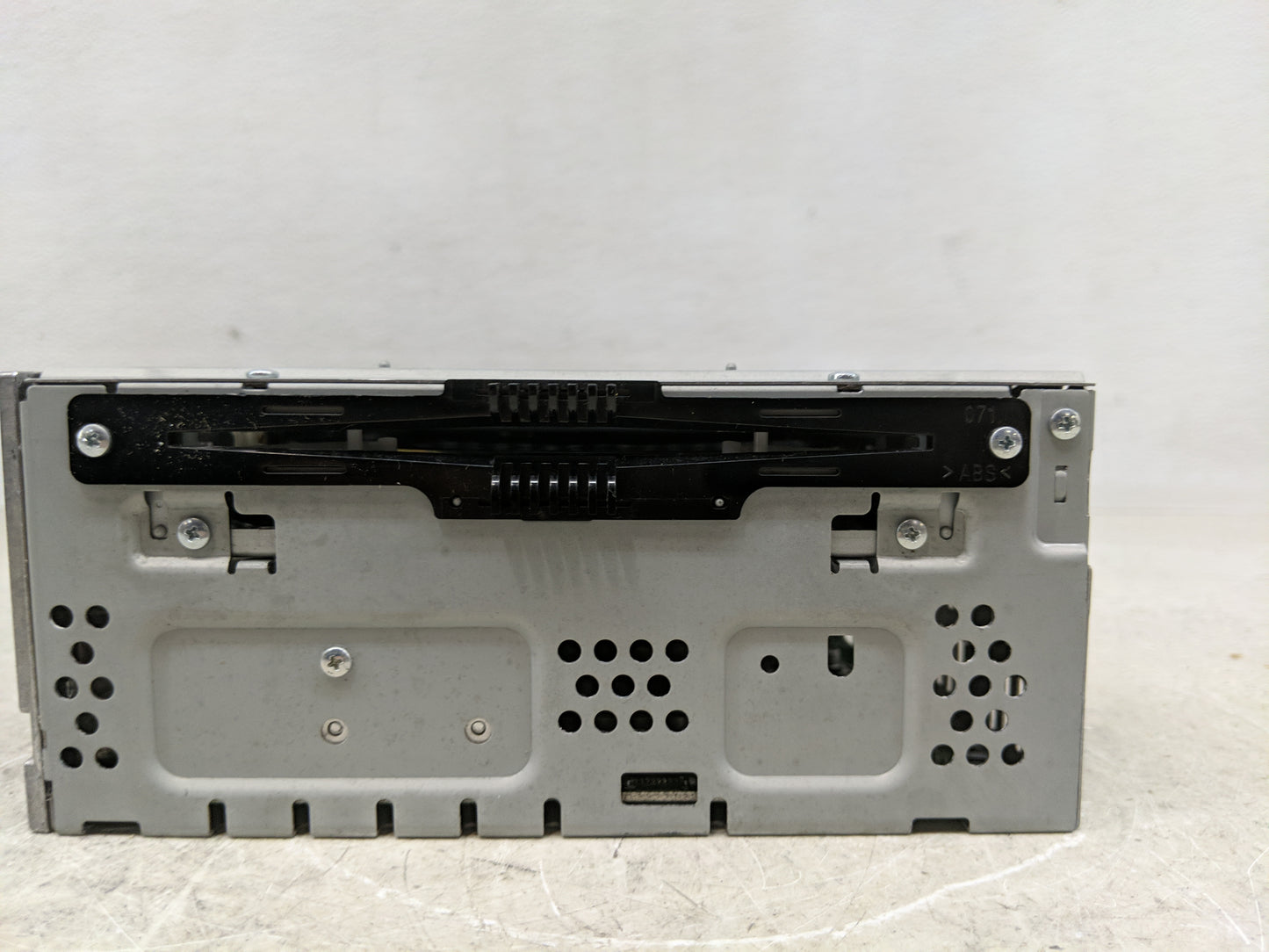 2015-2016 Ford Fusion Radio AM FM Cd Player Receiver Replacement P/N:FS7T-19C107-AB Fits Fits 2015 2016 OEM Used Auto Parts 