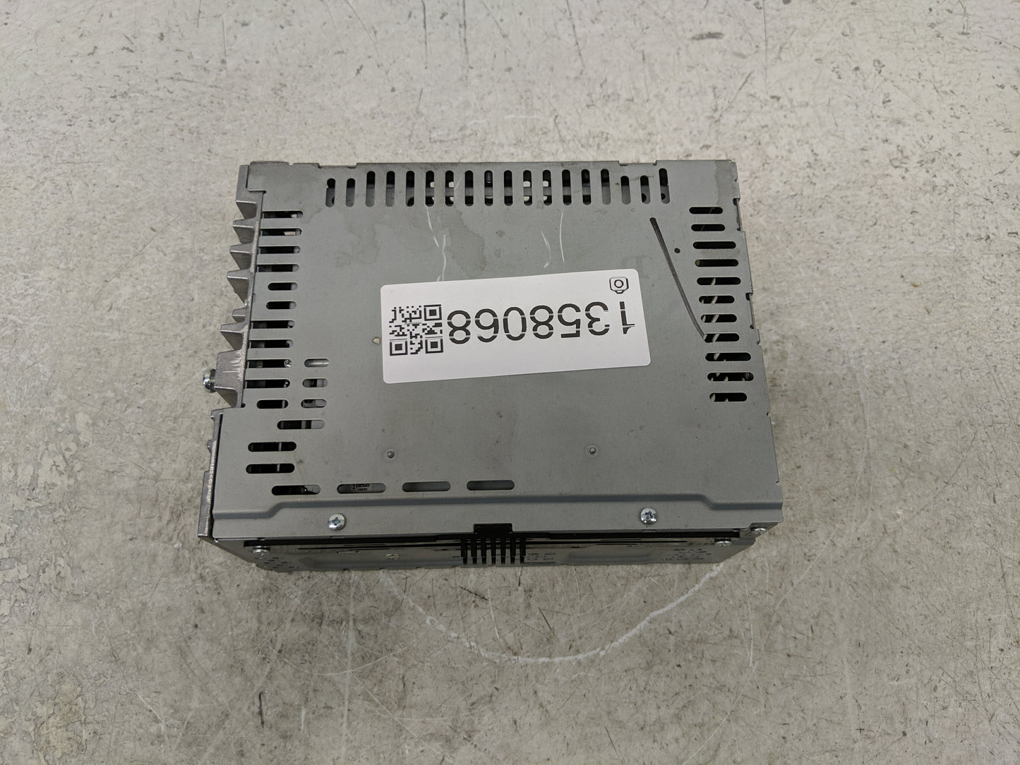 2015-2016 Ford Fusion Radio AM FM Cd Player Receiver Replacement P/N:FS7T-19C107-AB Fits Fits 2015 2016 OEM Used Auto Parts 