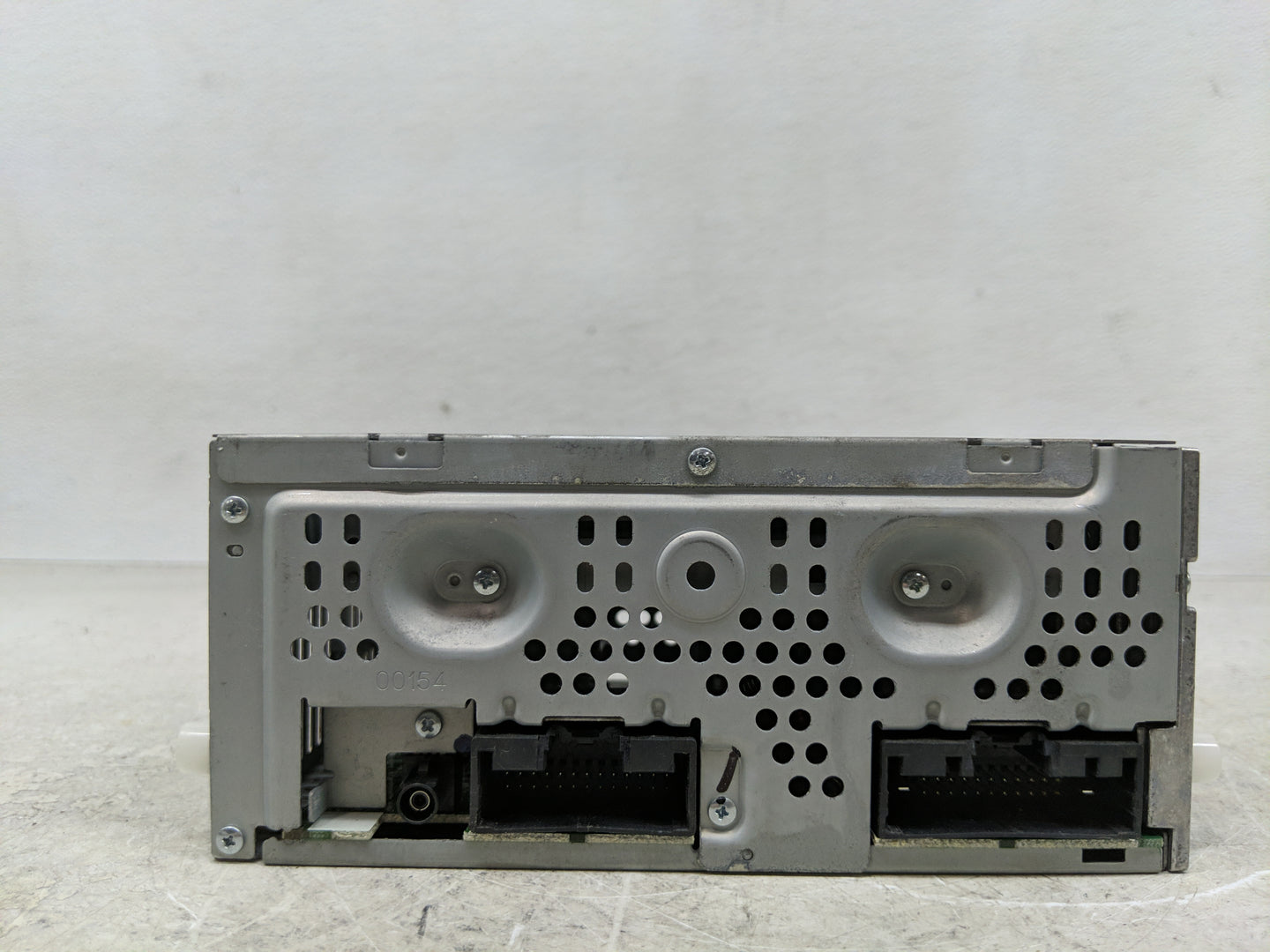 2015-2016 Ford Fusion Radio AM FM Cd Player Receiver Replacement P/N:FS7T-19C107-AB Fits Fits 2015 2016 OEM Used Auto Parts 